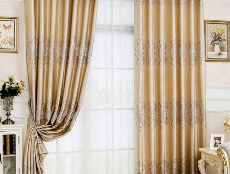 CURTAINS and drapes