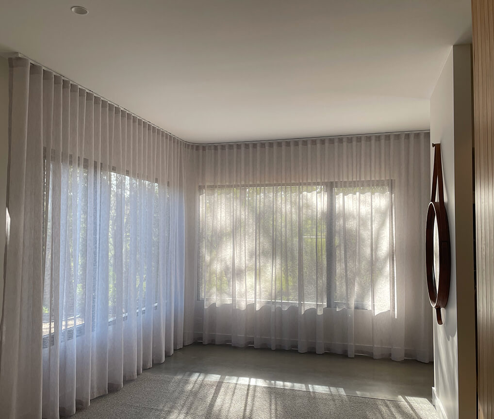 Corner Sheer Curtains