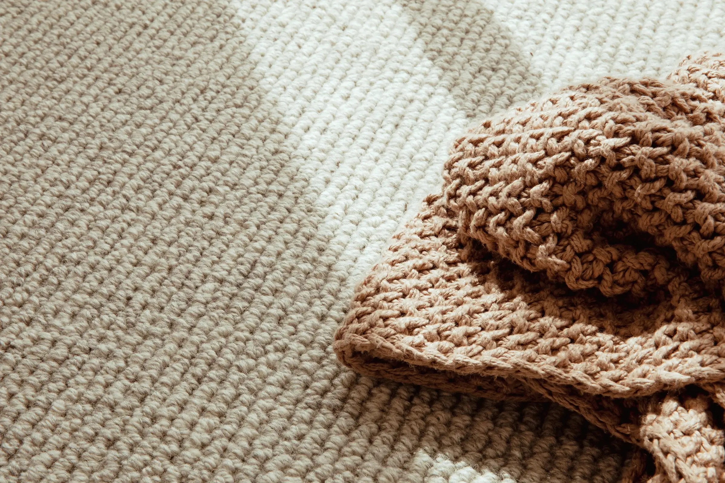 CARPET FLOORING